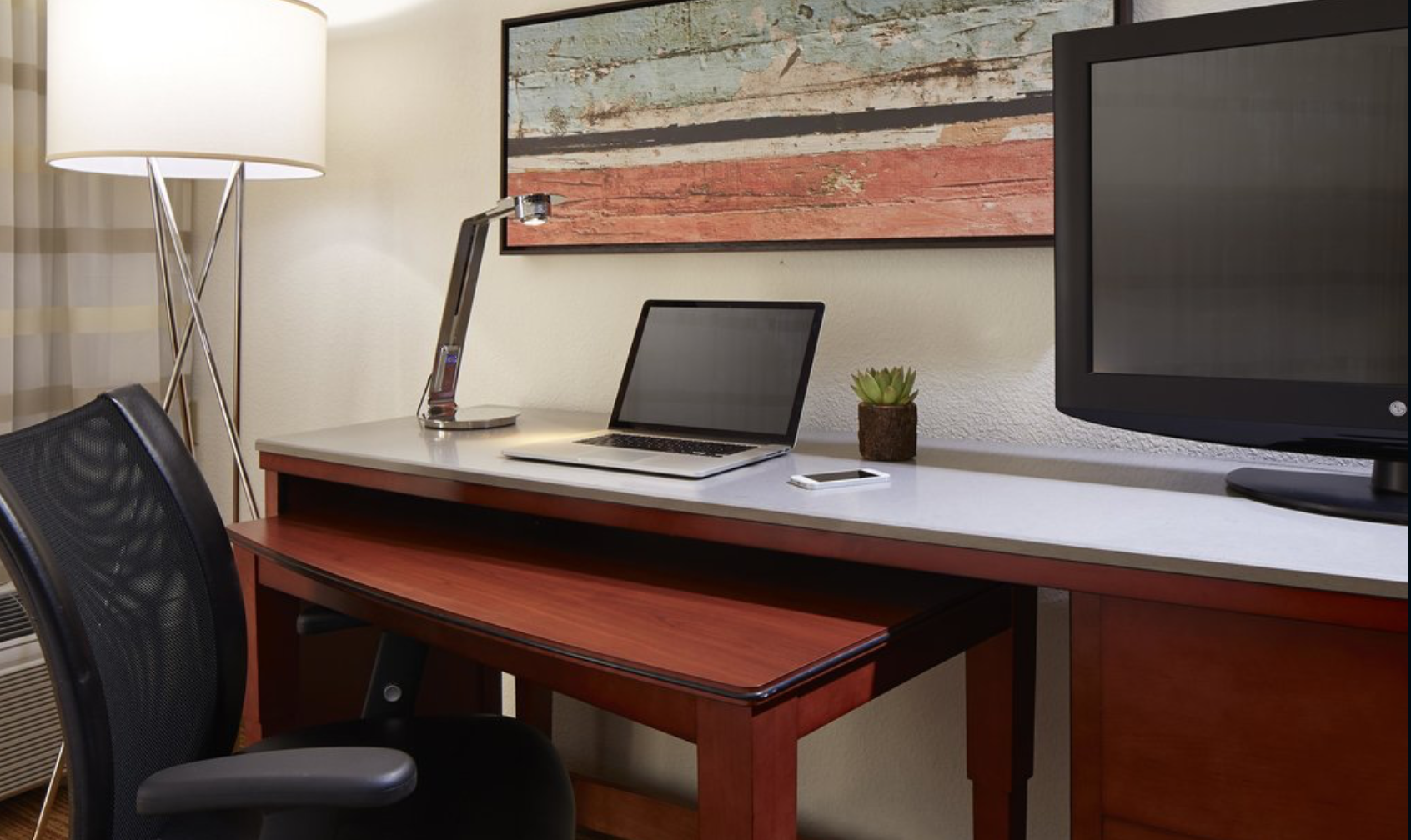 Doubletree CA Hotel Furniture Liquidation